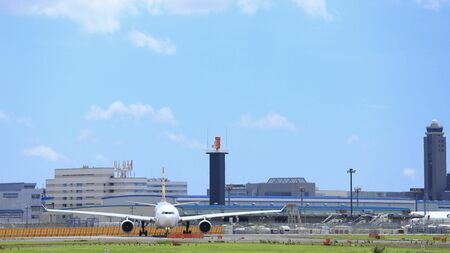 成田空港への鉄道アクセスの拡充が検討されている（写真：Kurohara／PIXTA）