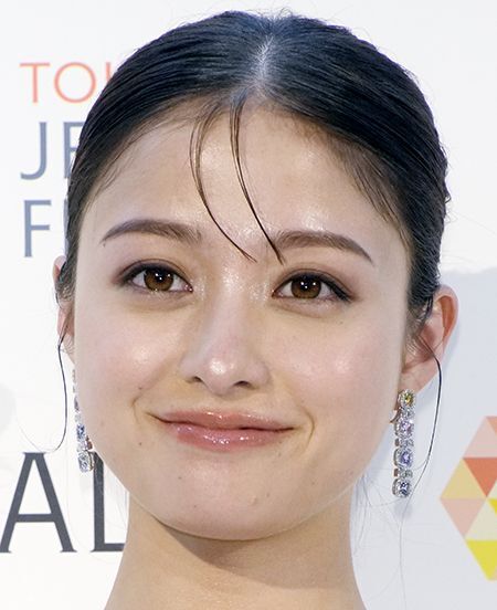 橋本環奈“パワハラの流儀”　元マネージャー、共演者、スタッフが続々告発《NHK「プロフェッショナル」では素顔とまるで違う言動が――》【全文公開】
