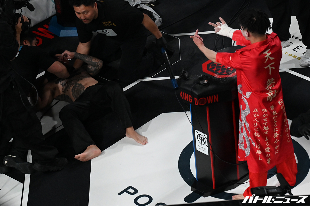 日本初のビンタ大会で20歳になった元オヤジ狩りがKO勝利し「ダナ・ホワイト、パントージャ、梅野源治ボコボコにしてやる」（バトル・ニュース） - Yahoo!ニュース