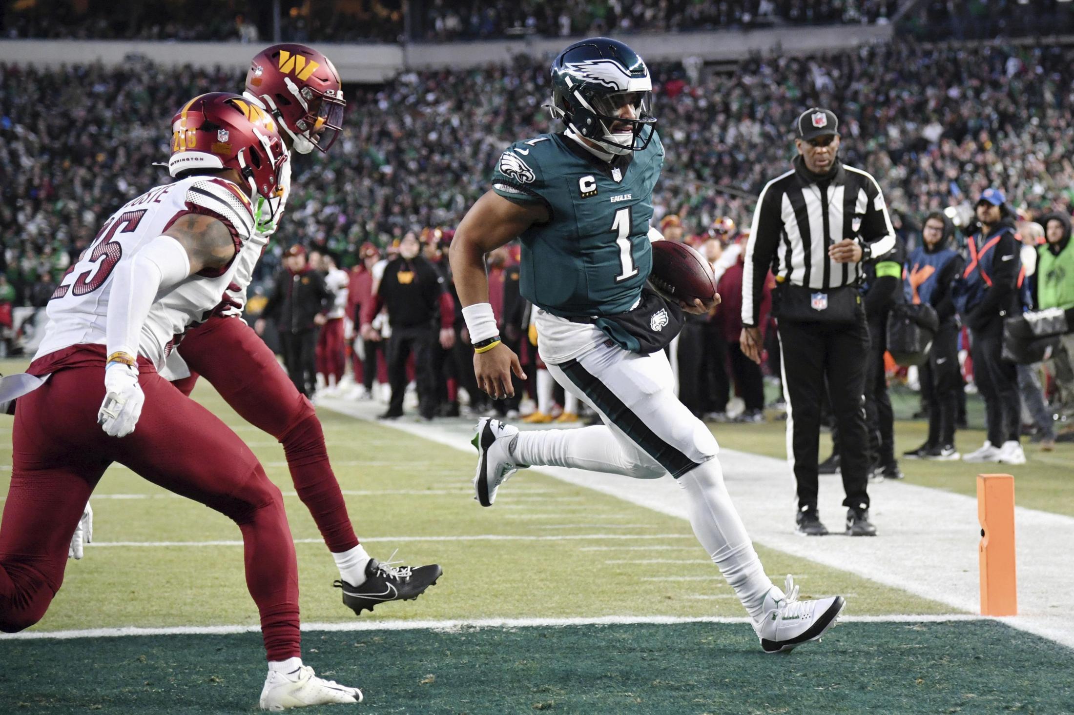 NFLチーフスとイーグルス進出 2月10日にスーパーボウル（共同