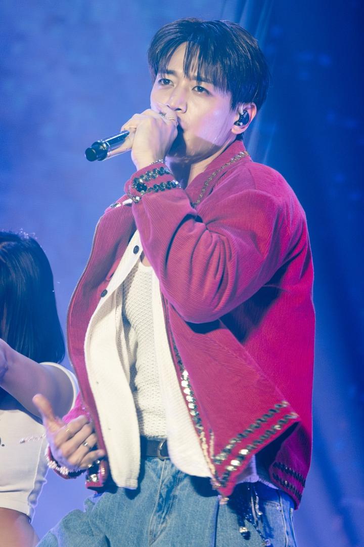 2025 MINHO CONCERT <MEAN : of my first> in Japan」開催決定！ - SHINee OFFICIAL  WEBSITE