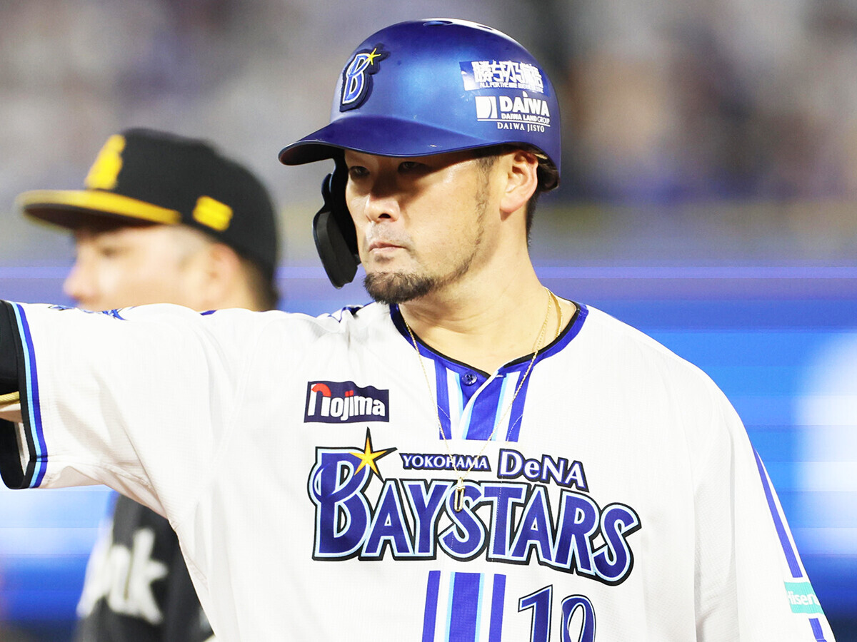 ベイスターズ「史上最大の下剋上」の舞台裏を戸柱恭孝が語る