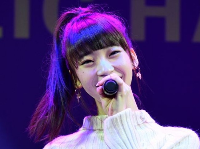 元NGT48・荻野由佳が結婚発表　ウエディングドレス姿に夫の後ろ姿も公開（クランクイン！） - Yahoo!ニュース