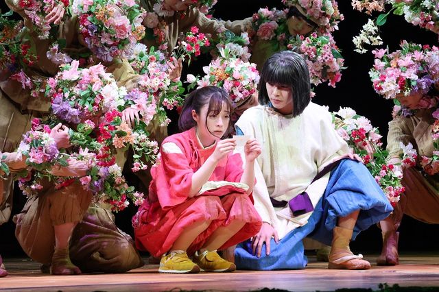 舞台『千と千尋の神隠し』 橋本環奈 舞台「千と千尋の神隠しSpirited Away」より、橋本環奈演じる