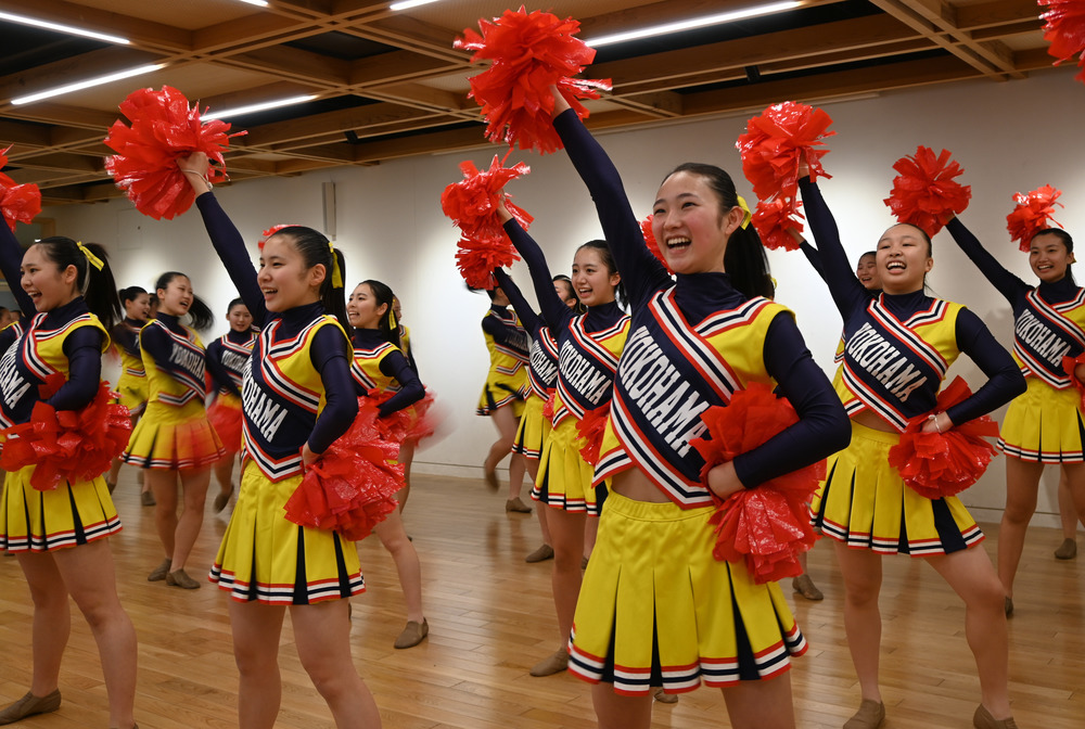 春キラリ・'25センバツ横浜＞チアダンス部 初の夢舞台、全力