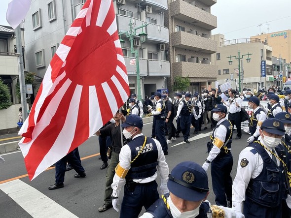 在日クルド人へのヘイトデモの様子