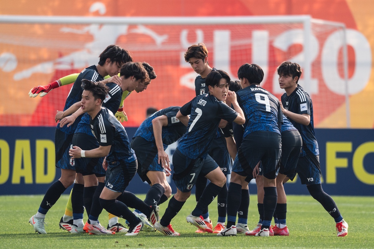 【前半速報】小倉幸成のスーパーミドルが突き刺さる！サッカーU-20日本代表、強豪イランを相手に同点で後半へ（フットボールチャンネル） - Yahoo!ニュース