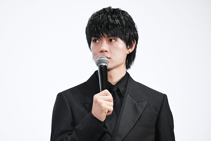 Amazon.co.jp: M!LK 佐野勇斗 トレカ : おもちゃ