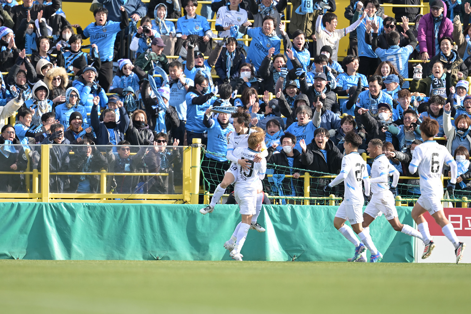 脇坂のヘディング弾で公式戦4試合連続先制の川崎Fは初失点で