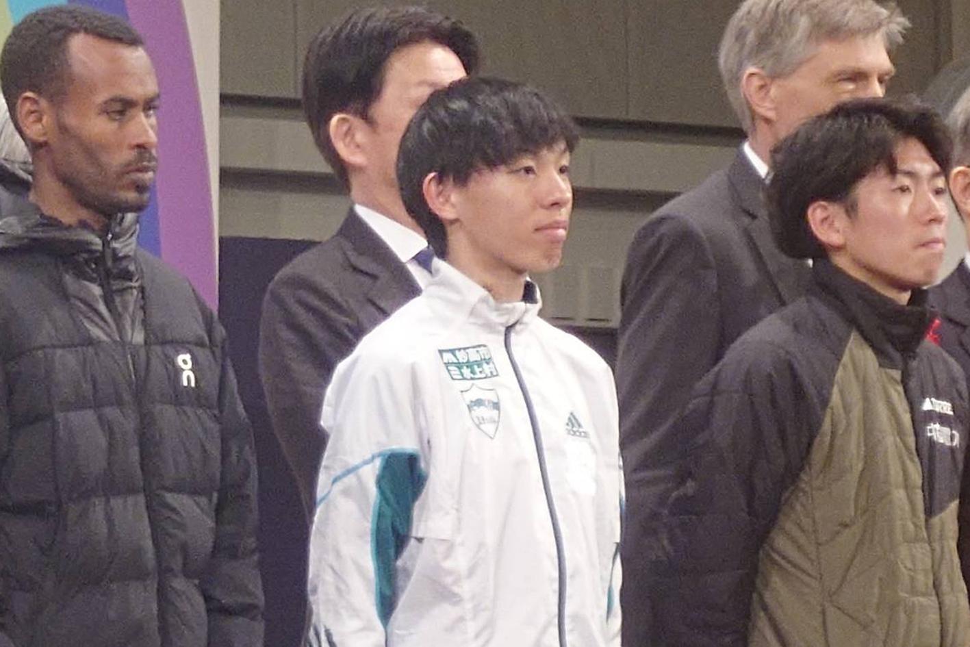 青学大・黒田朝日「無我夢中だった」先輩超えの学生新も「ずっときつかった」／大阪マラソン（月刊陸上競技） - Yahoo!ニュース