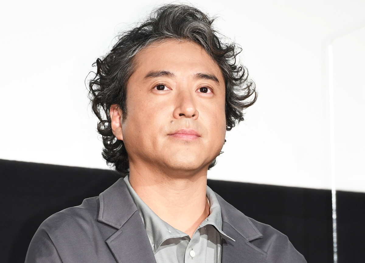 ムロツヨシ、40年ぶりに実母と再会 リリー・フランキーの言葉で会う決断 実父とも27年会わず(デイリースポーツ) - Yahoo!ニュース