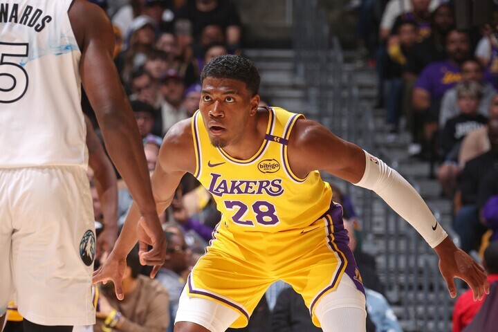 NBA】レイカーズ4連勝も、八村塁が負傷退場のアクシデント。足