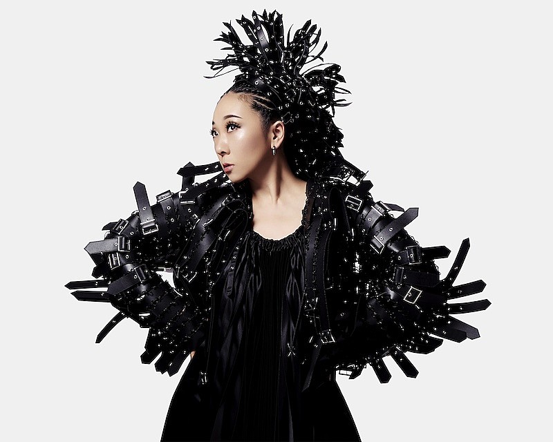 MISIA、最新AL『LOVE NEVER DIES』ジャケット写真公開