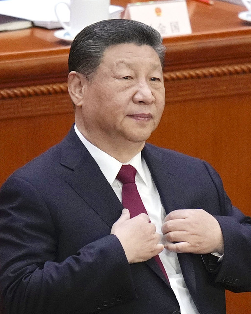 習近平氏、全人代で盤石の指導力を見せつける:中国の未来を占う 中国全人代の開幕式に臨む習近平国家主席