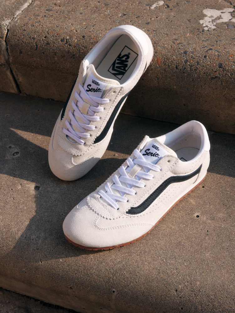 VANS】春コーデのワンポイントにも♡レトロな風合いが可愛い最新