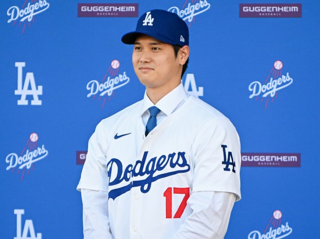 「MLB×鬼滅の刃 コラボ」大谷翔平 打撃の呼吸 壱ノ型 圧倒的本塁打 Tシャツ 大谷翔平 打撃の呼吸」鬼滅の刃×MLB、コラボ商品が登場