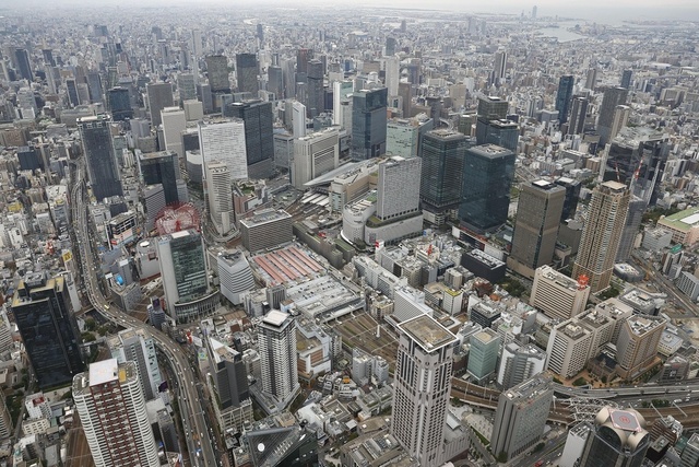 大阪公立高、過去最低1.02倍 独自無償化で私立人気高く 大阪公立高、過去最低1.02倍 独自無償化で私立人気高く