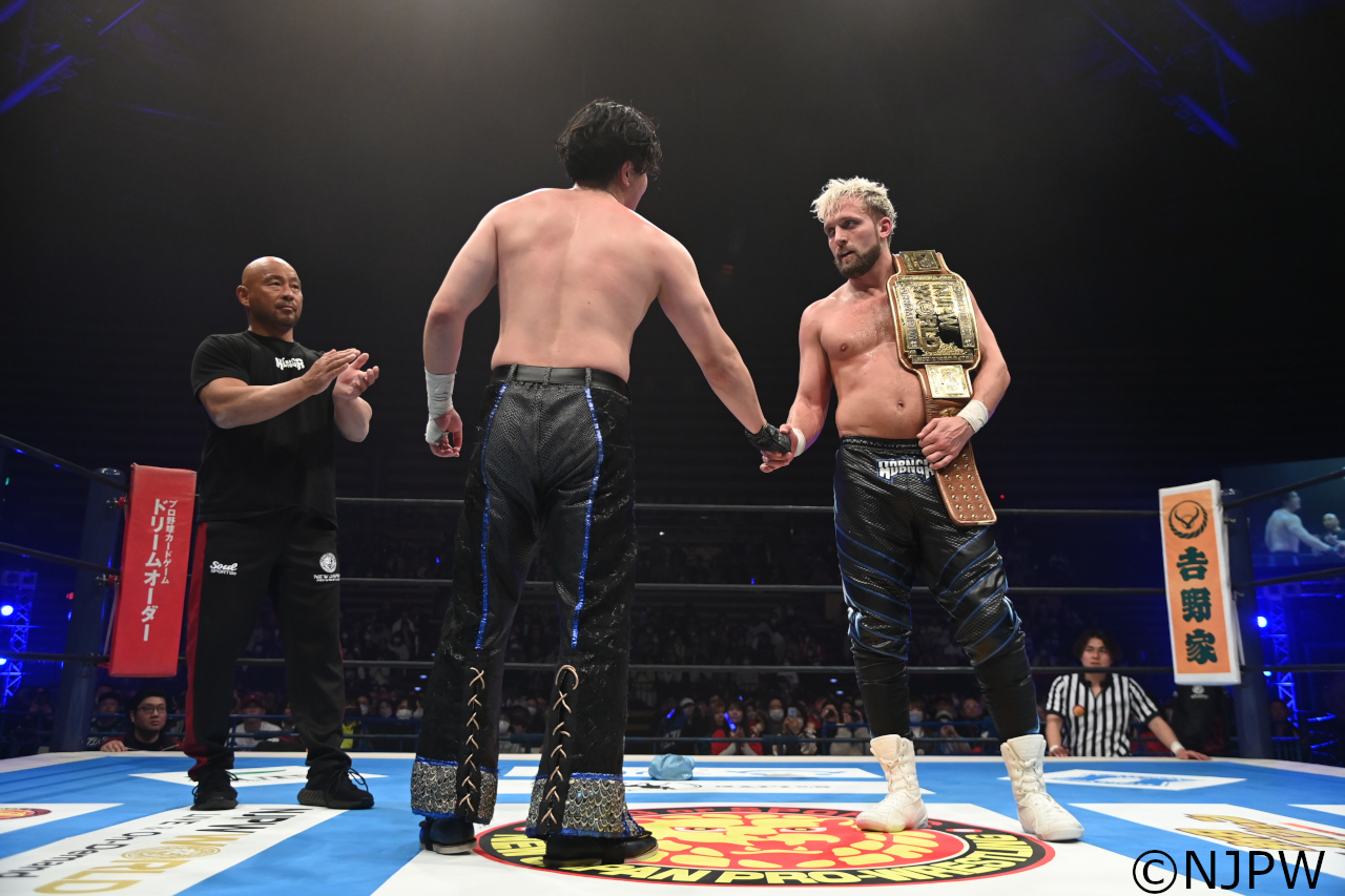 ガンを克服したプロレスラーが53周年の大舞台で王座防衛！「観客