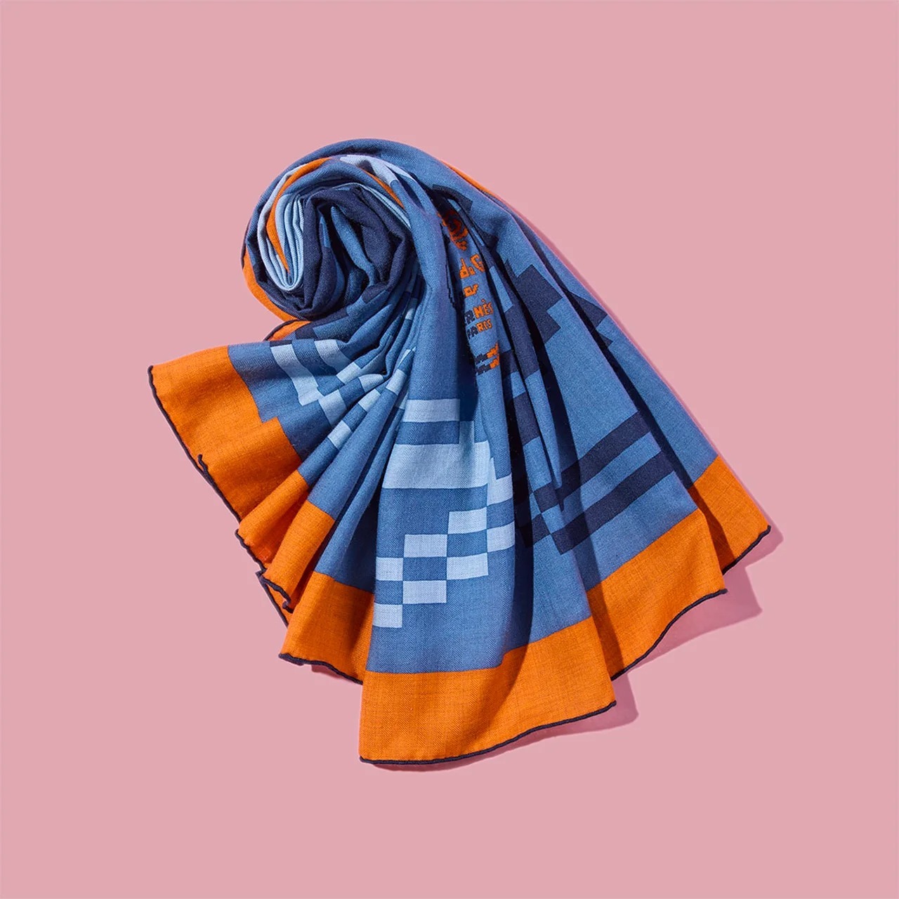 エルメス】大人の春の着こなしに効く新作小物5選【HERMÈS エルメス】大人の春の着こなしに効く新作小物5選【HERMÈS