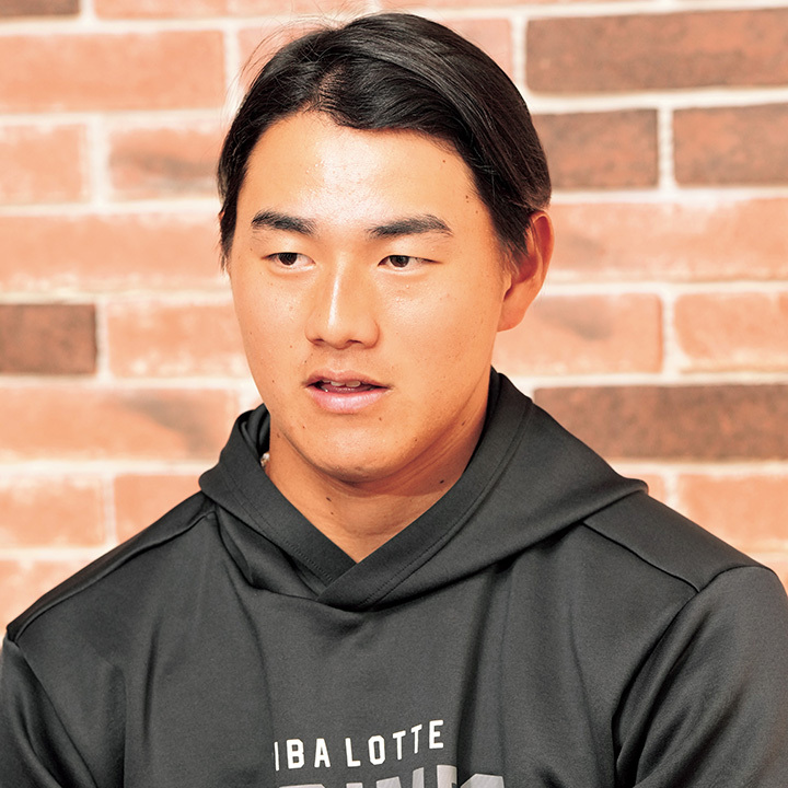 インタビュー】ロッテ・西川史礁 背番号6の後継者「どの投手に