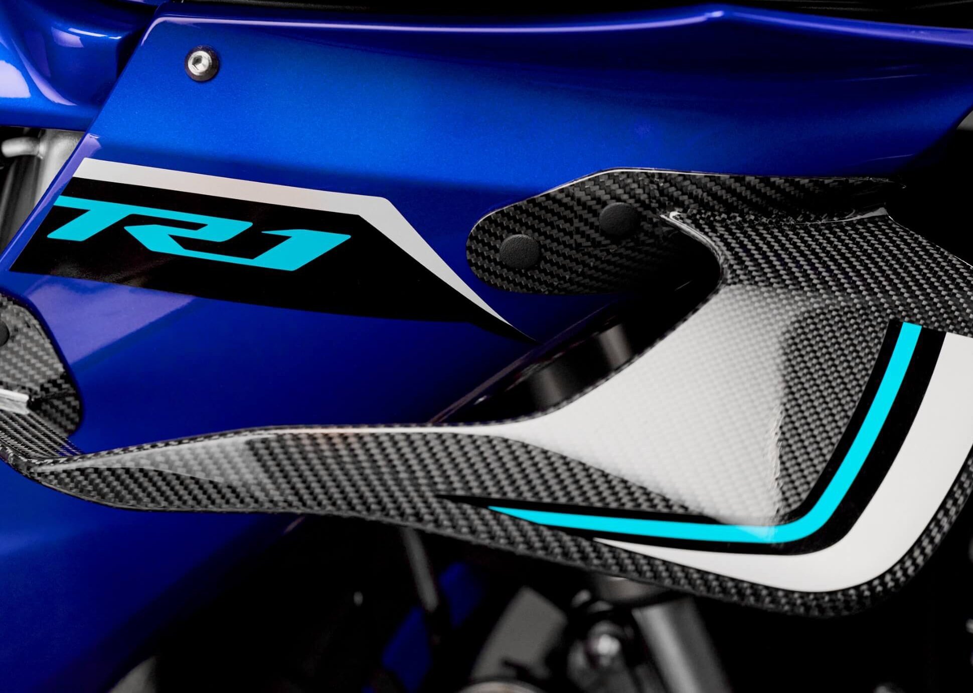 YZF-R1 2020-2025に適合　ウイングレット　新品 Amazon.com: Motorcycle Wing Side Winglet Motorcycle Fairing
