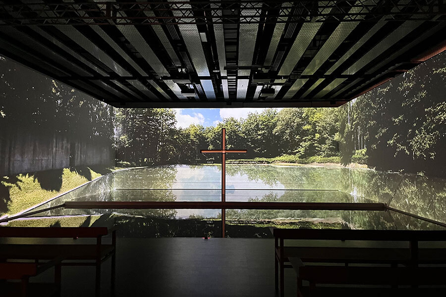 大阪で16年ぶりの「安藤忠雄」展がスタート、代表作を映像と水