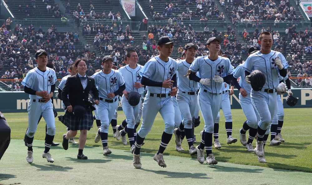 横浜清陵 グラコン ジャケット 21世紀枠 甲子園 選抜 横浜清陵、21世紀枠で春夏通じて初の甲子園へ！ 指揮官は東海