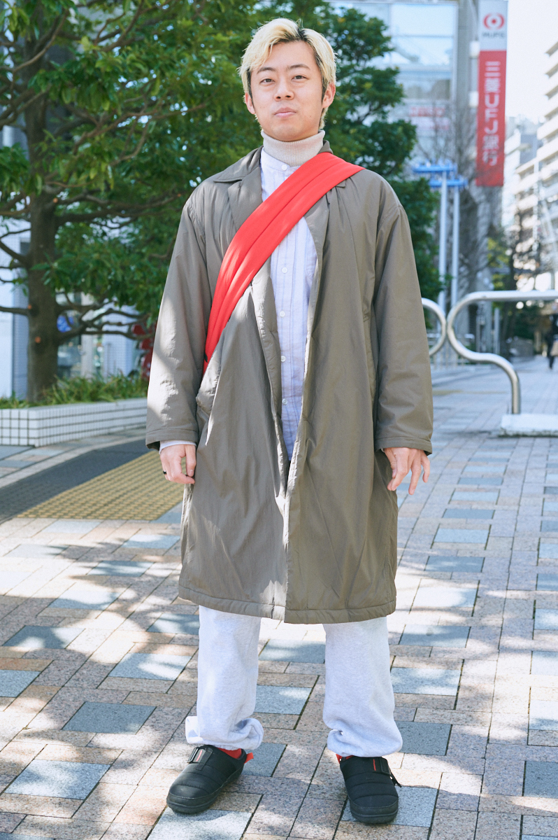 大人カジュアルの春は「カーキ」で迎えよう!軽やかに取り入れた 大人カジュアルの春は「カーキ」で迎えよう!軽やかに取り入れた