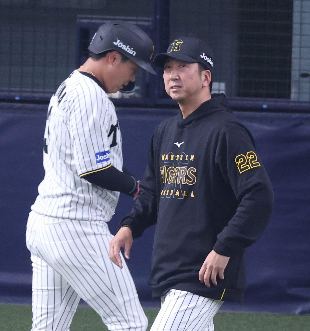 阪神・藤川監督 初DH解除で“球児野球”の一端 劣勢の展開で原口
