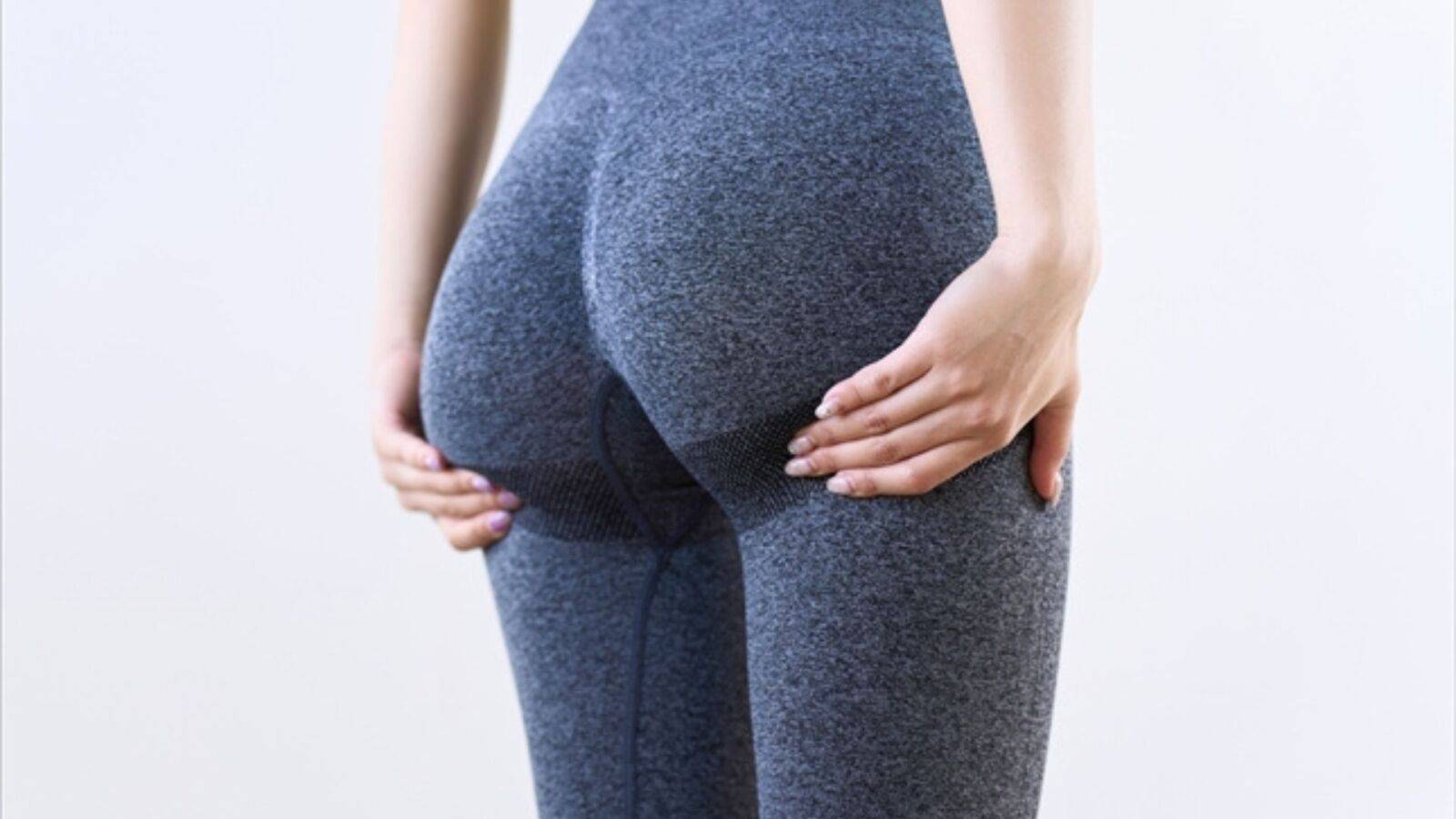 うつぶせ尻画像 意識しないと使われにくく衰えやすい〈お尻と内もも〉効率よく鍛えるには？簡単うつ伏せエクササイズ（ヨガジャーナルオンライン） - Yahoo!ニュース