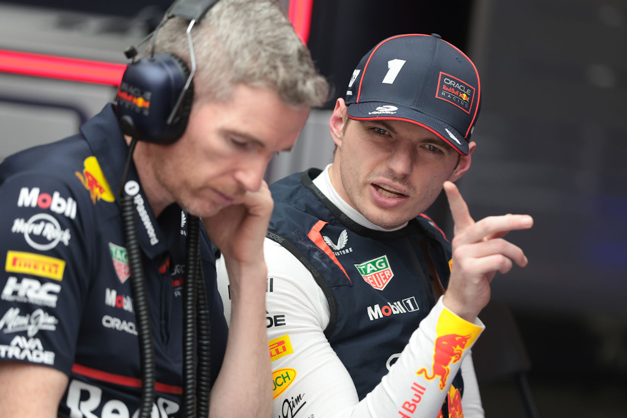 フェルスタッペン4位、レース終盤のペース向上に希望を見いだす