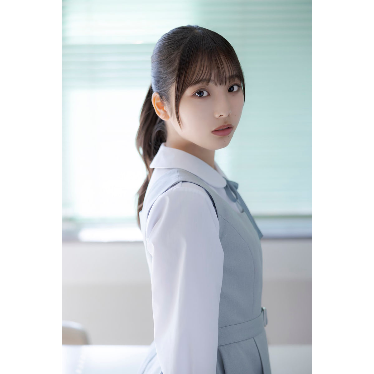 日向坂46五期生・下田衣珠季、片山紗希の撮り下ろし写真&手書き