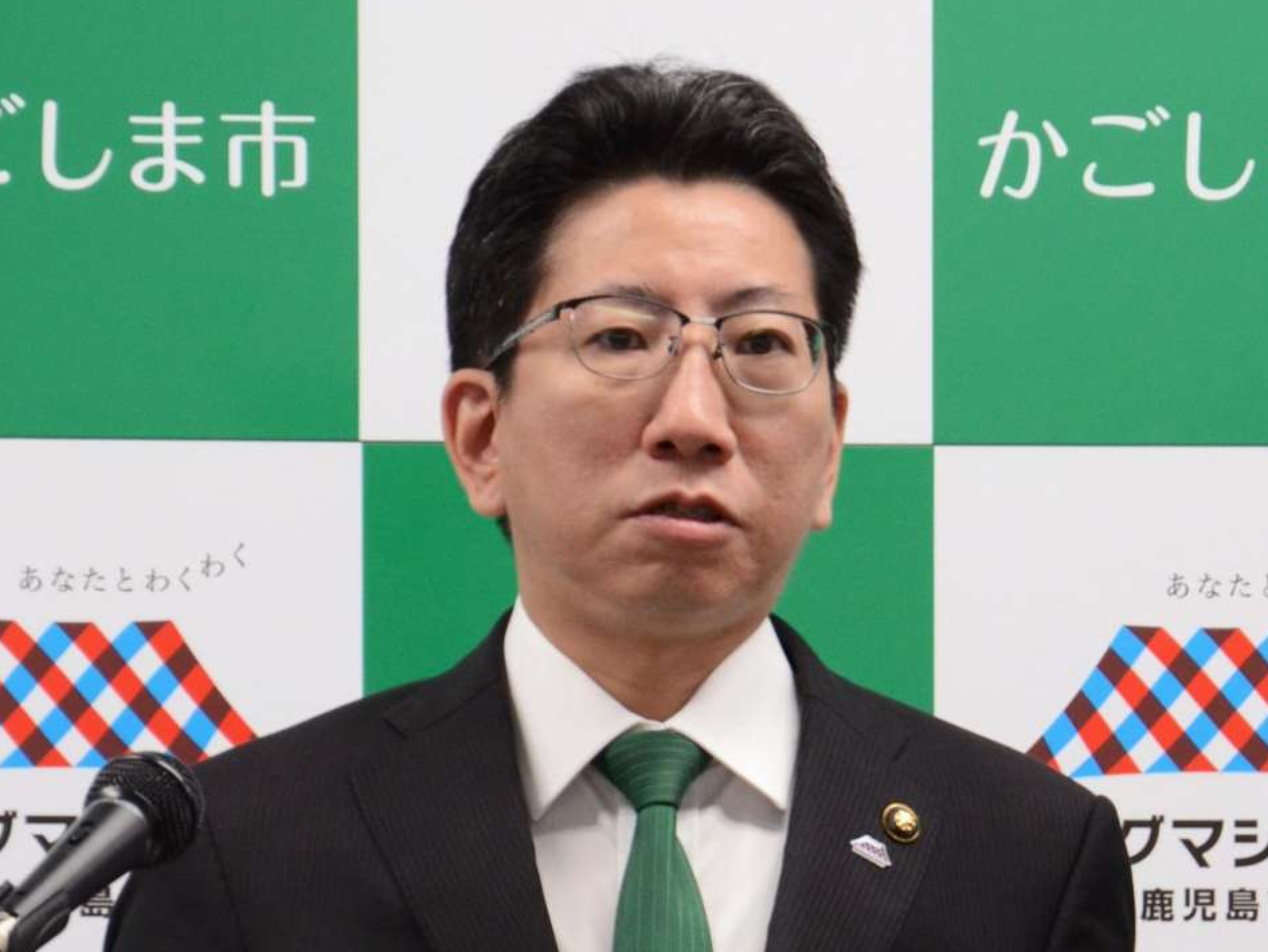 Jクラブ代表が文書偽造疑いで書類送検、辞任…新スタジアム整備