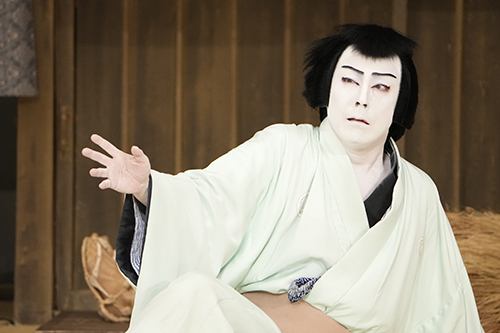 尾上菊之助の名で歌舞伎座最後の舞台「三月大歌舞伎」千穐楽 尾上菊之助の名で歌舞伎座最後の舞台「三月大歌舞伎」千穐楽