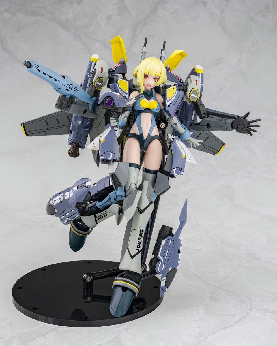 マクロスF＞3段変形する美少女プラモ スーパーパーツ装備のVF