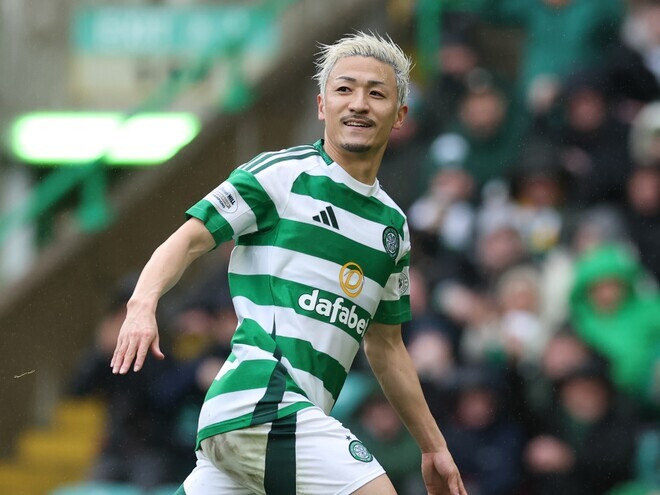 セルティックで躍動する日本代表・前田大然の「サイン入り