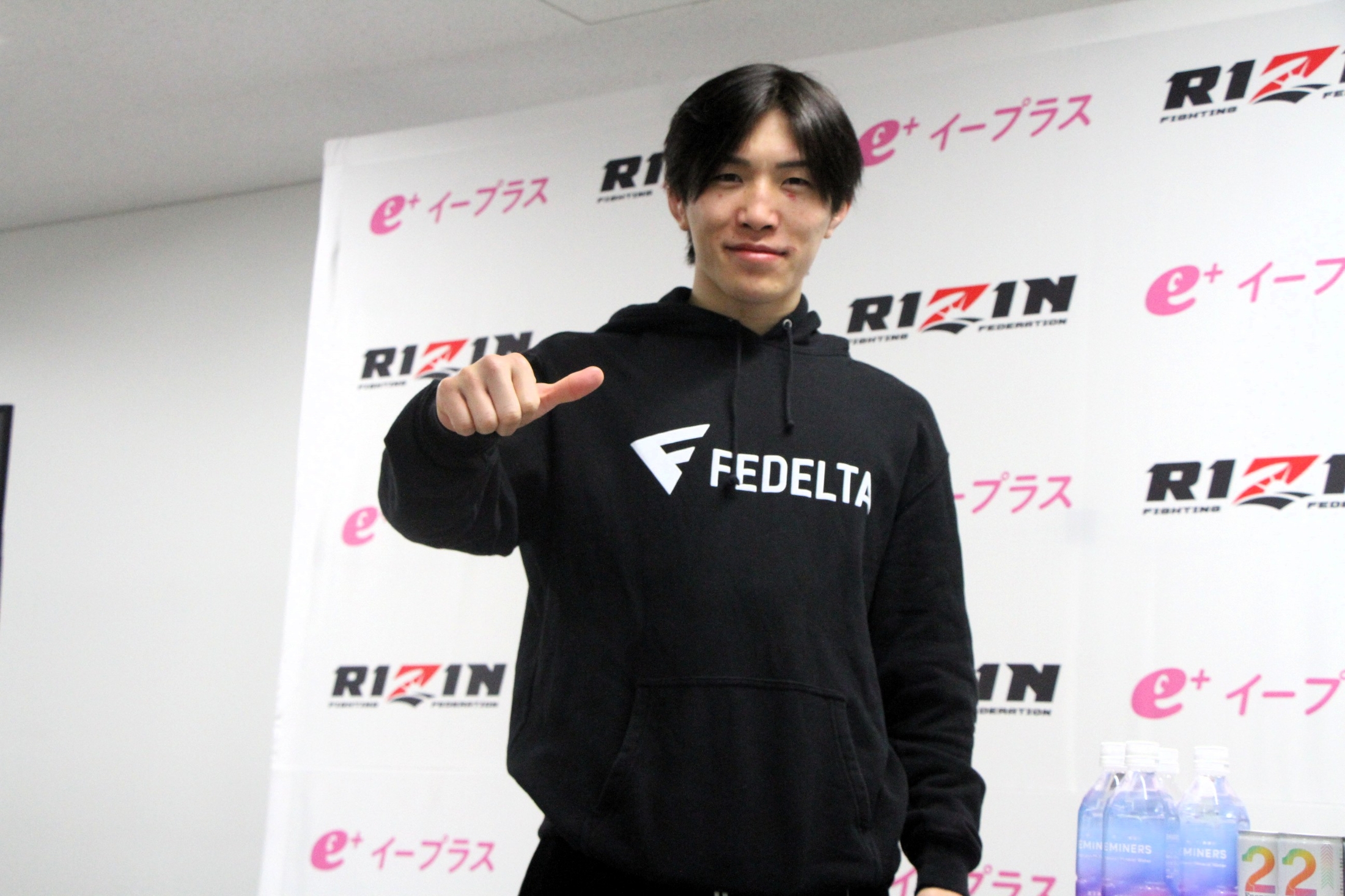 RIZIN】伊藤裕樹「フライ級GPで優勝するのが目標」×神龍誠「無駄