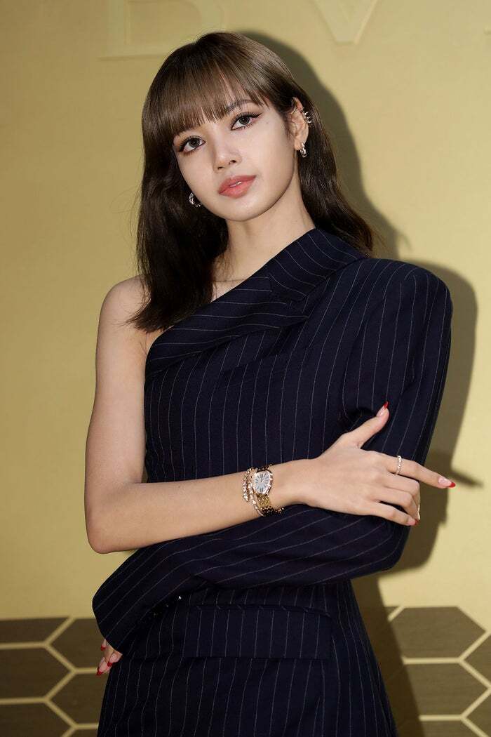 BLACKPINKリサが初ソロ来日！ 最新アルバム『オルター・エゴ