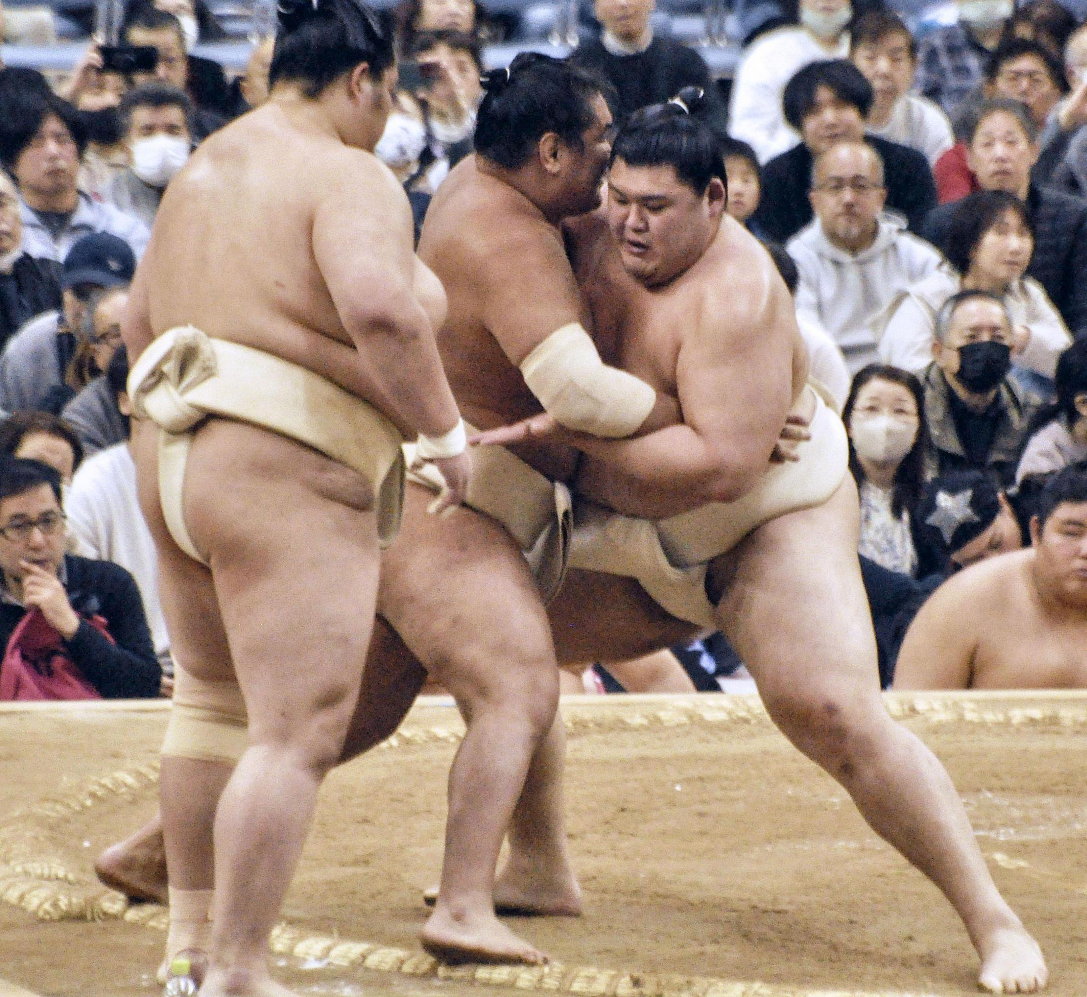 大の里、豊昇龍や琴桜と12番 「いい空気感で稽古」（共同通信