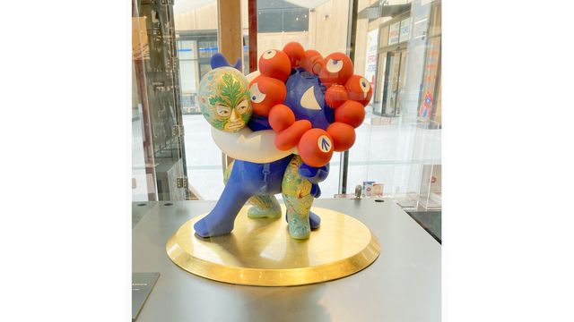速報】440万円「ミャクミャク博多人形」30分で売れる コラボ 速報】440万円「ミャクミャク博多人形」30分で売れる コラボ