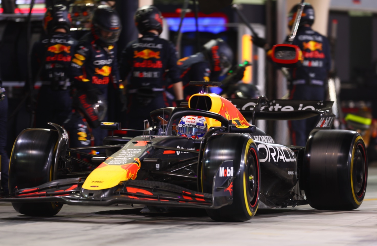 ペース不足にピットミス……フェルスタッペン、バーレーンGPで大敗