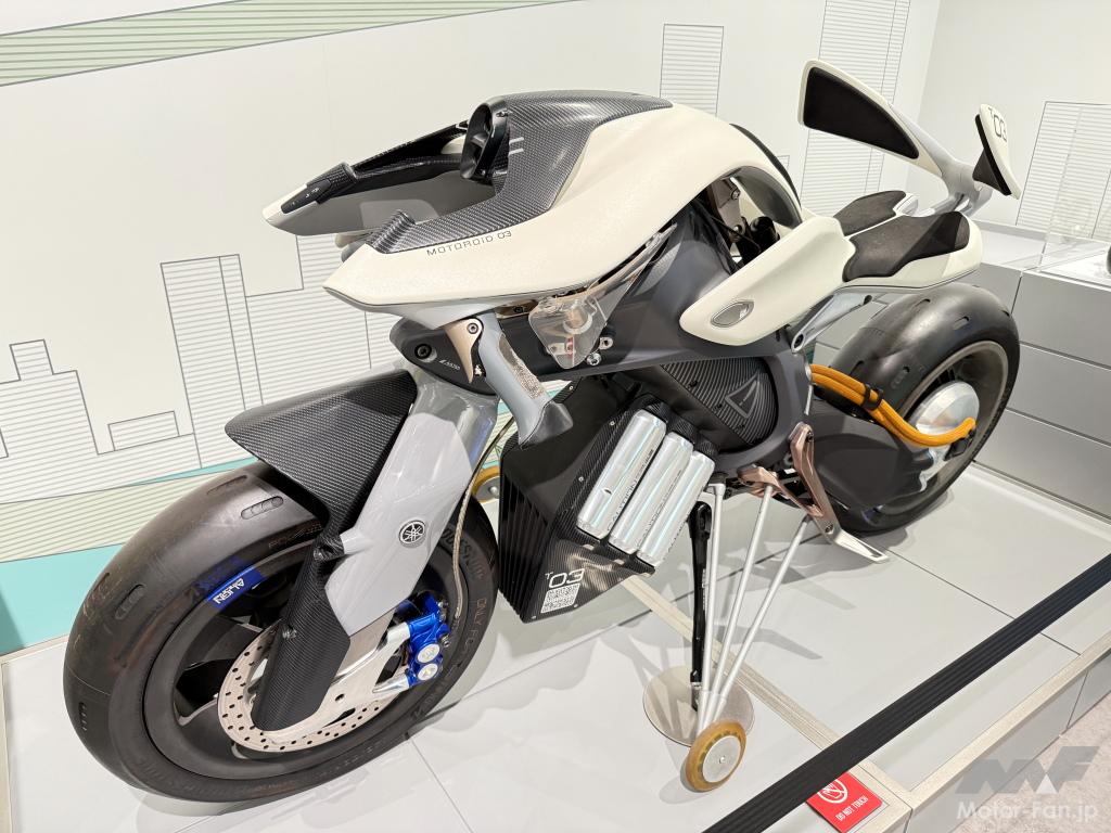 ヤマハ発動機が大阪・関西万博に「MOTOROiD2」と「ELOVE」を出展