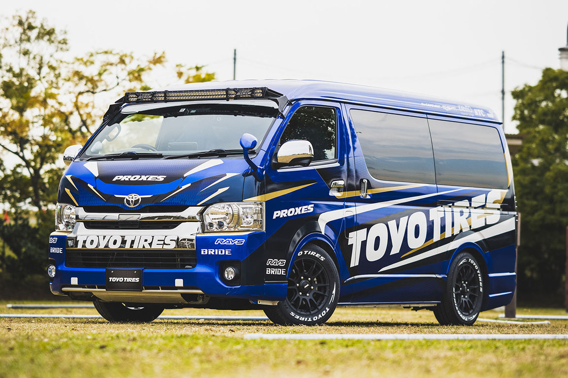トミカ TOYO TIRES トヨタ ハイエース 新品未開封 3台セット トミカ TOYO TIRES トヨタ ハイエース 新品未開封 3台セット
