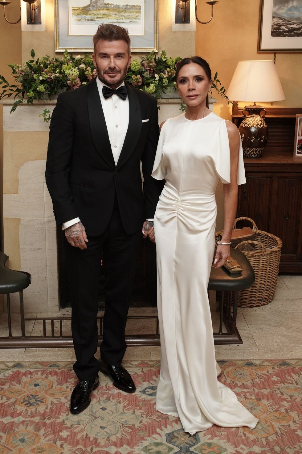 ベッカム結婚記念写真集 ベッカムとヴィクトリアの結婚式写真集 - 洋書堂 ～おすすめの