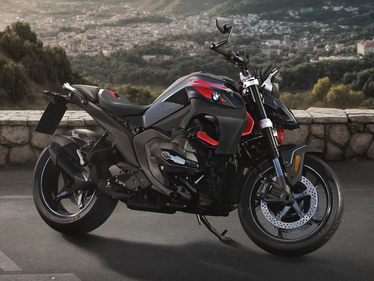 海外】フラットツインの新型ベーシック「R1300R」登場！ 145PSの