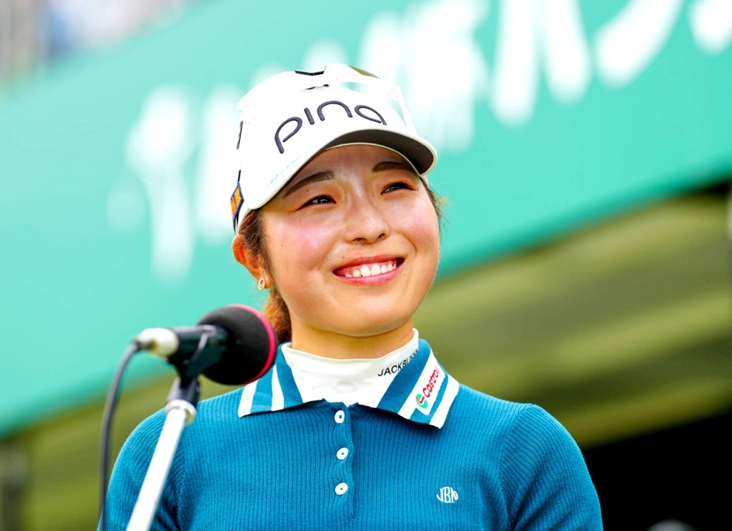 やっと勝てました」22歳の佐久間朱莉がツアー初V! 次の目標は2
