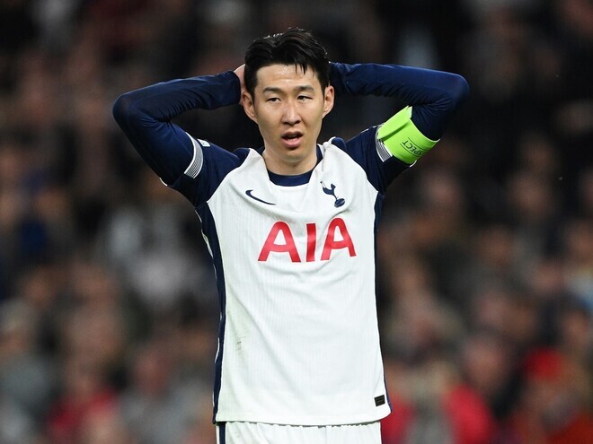 超人気の雑貨店 韓国サッカーの緊急事態だ」故障欠場中の韓国代表ソン・フンミン ウェア