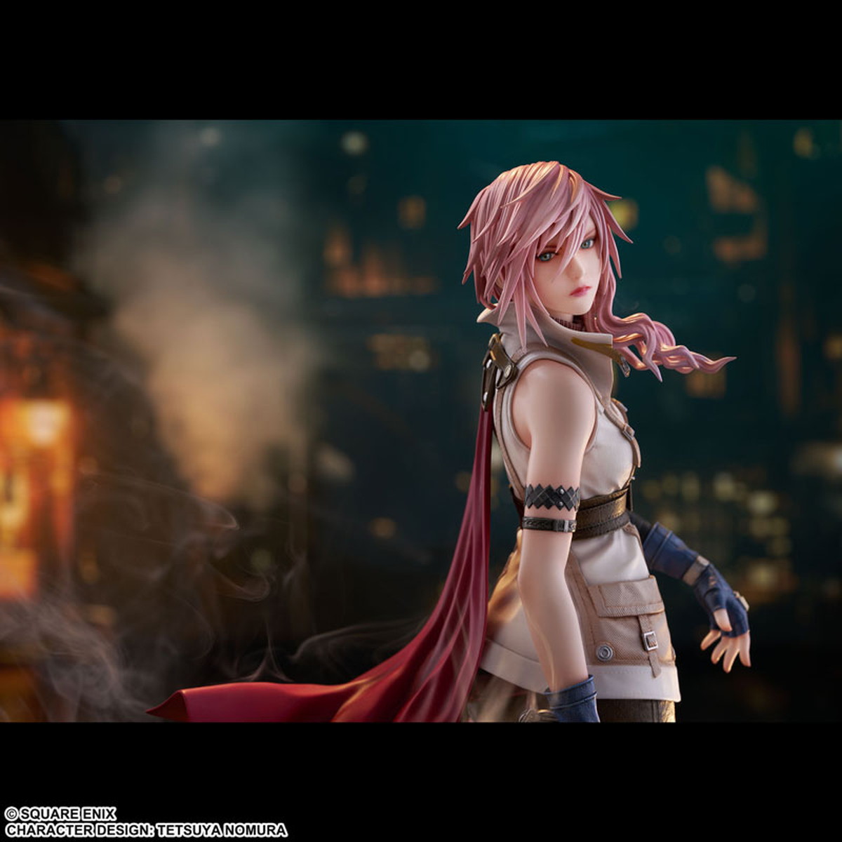 FFXIII』見返り美人なライトニングのハイクオリティフィギュアが