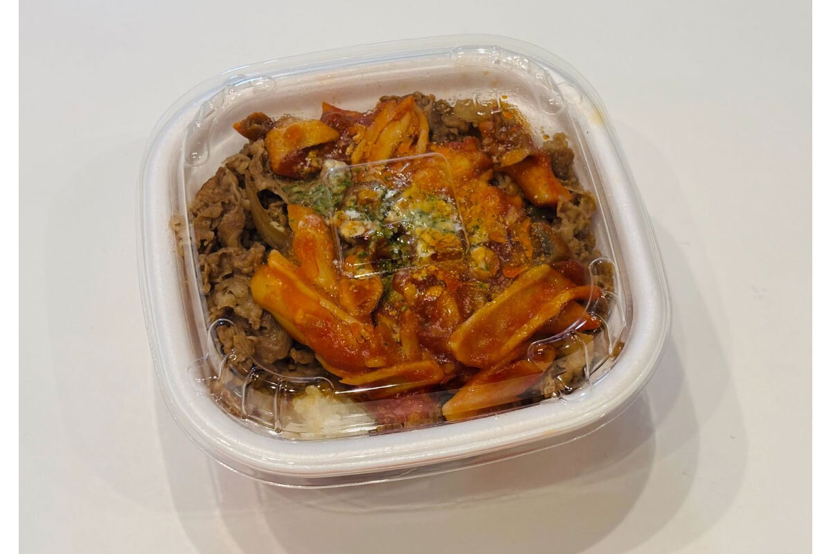 すき家】牛丼×ナポリタンの革命《ナポ牛》“牛丼観”が変わる新