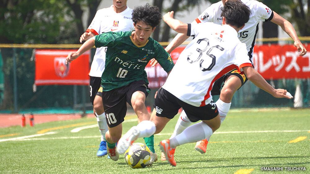 帝京高校 サッカー部 選手権メンバー支給 トレーニングウェア プレマッチトップ 帝京高校 サッカー部 選手権メンバー支給用 トレーニングウェア